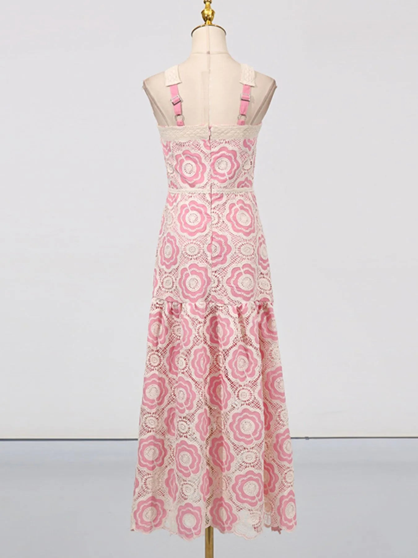 Lace Sleeveless Tiered Midi Dress - Image 14