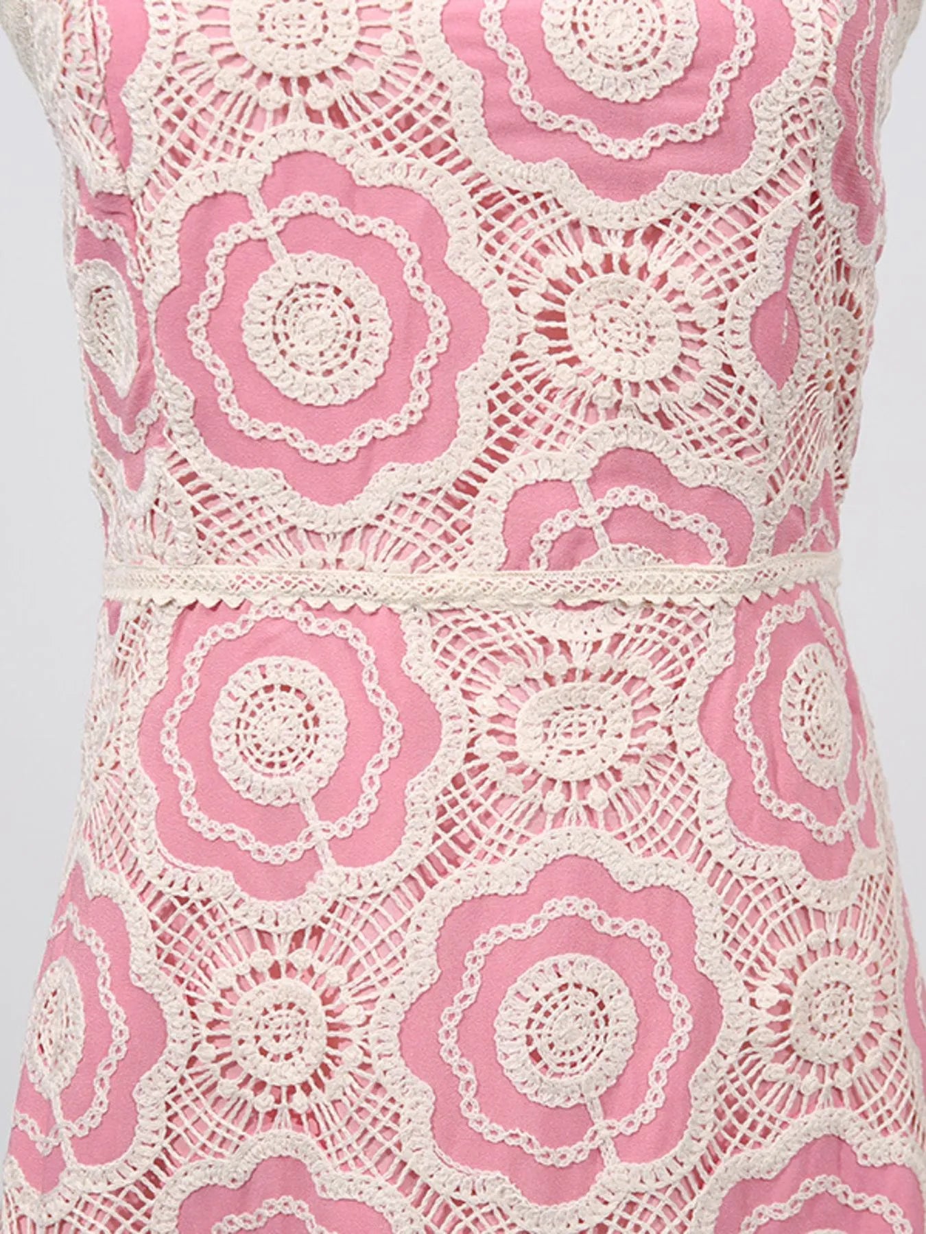 Lace Sleeveless Tiered Midi Dress - Image 16