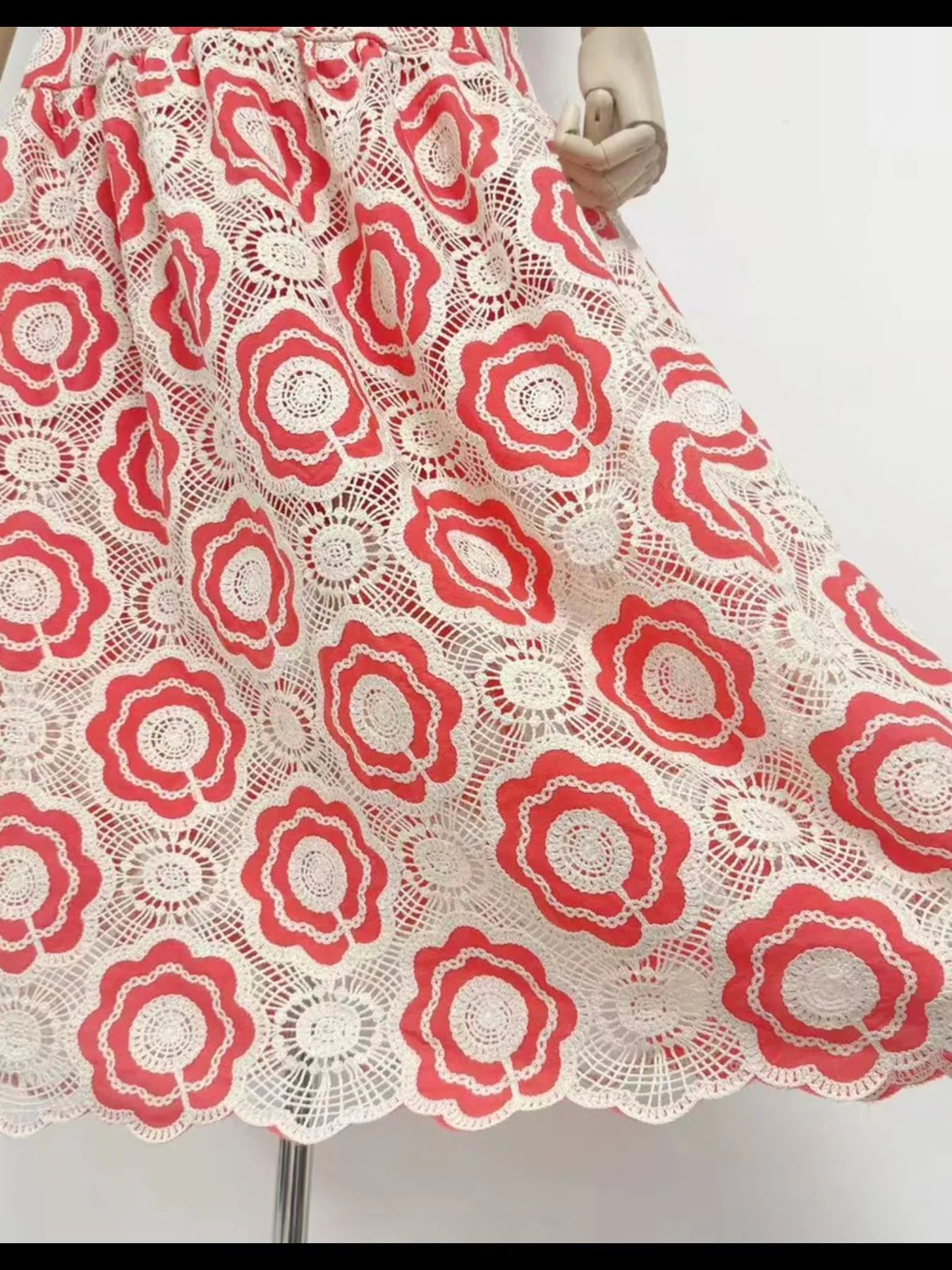 Lace Sleeveless Tiered Midi Dress - Image 28