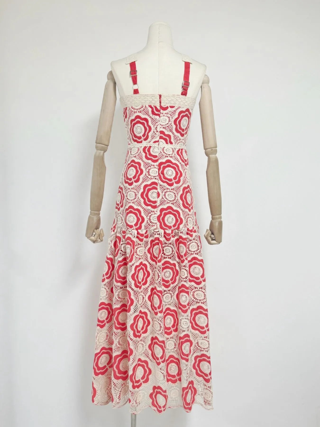 Lace Sleeveless Tiered Midi Dress - Image 26