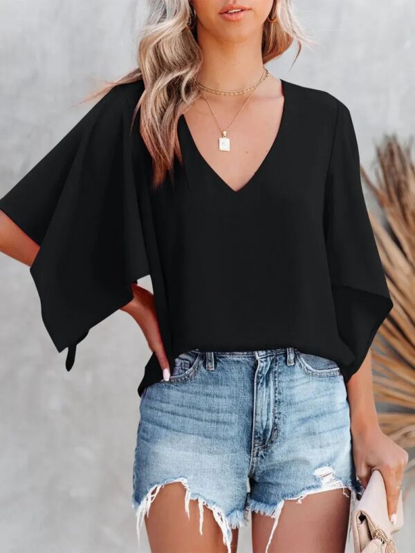 Loose-Fitting Blouse - Women's V-Neck Short-Sleeve Boho Style